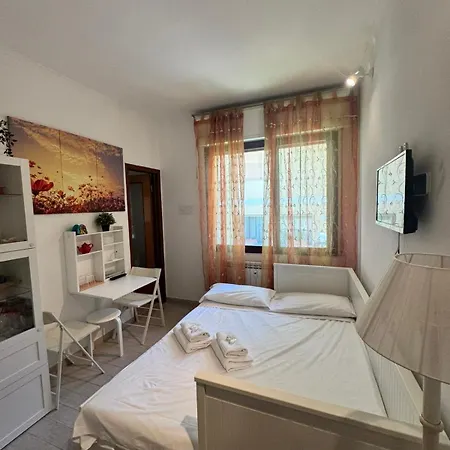 Suite Rapallo Centro - Mare & Wifi Apartmán *
