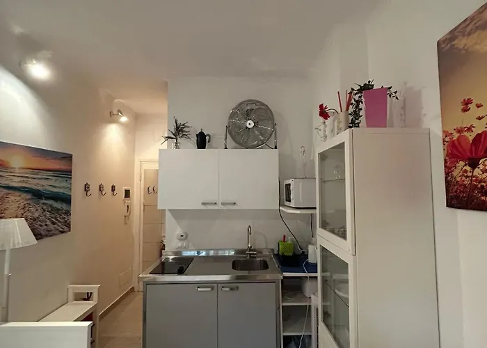 Hanoi - Mare & Wifi Апартаменты *