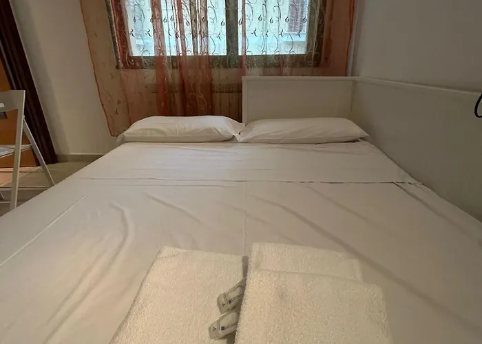 Hanoi - Mare & Wifi Апартаменты *